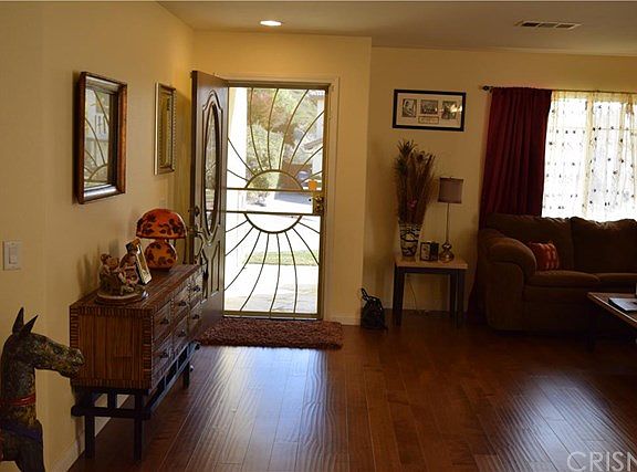 3rd image of 28611 Deer Springs Dr