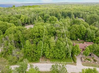 16 Sunward Dr, Wasaga Beach, ON L9Z1B3