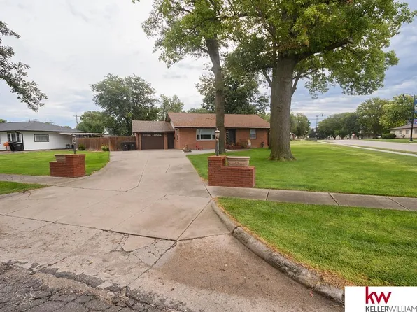 502 N D St, Edgar, NE 68935