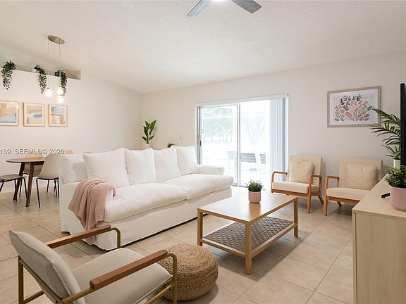2nd image of 1085 Indian Ridge Trl E