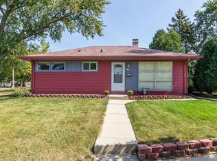 194 N 91st St, Milwaukee, WI 53226