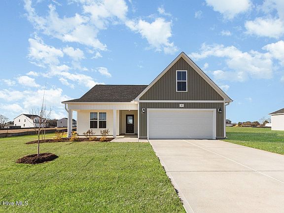 3rd image of 37 Tuscarora Drive