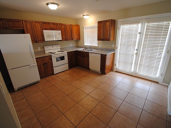 5th image of 7202 W Hollyhock St