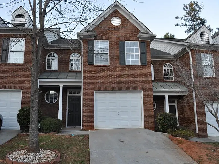 6129 Brookechase Ln — Photo 1