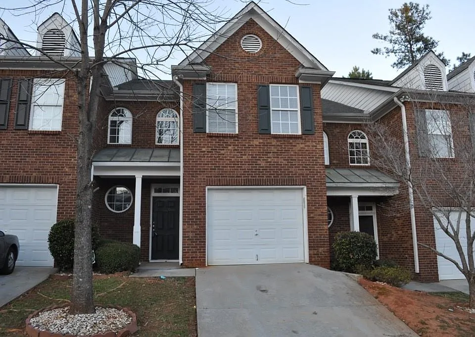 6129 Brookechase Ln