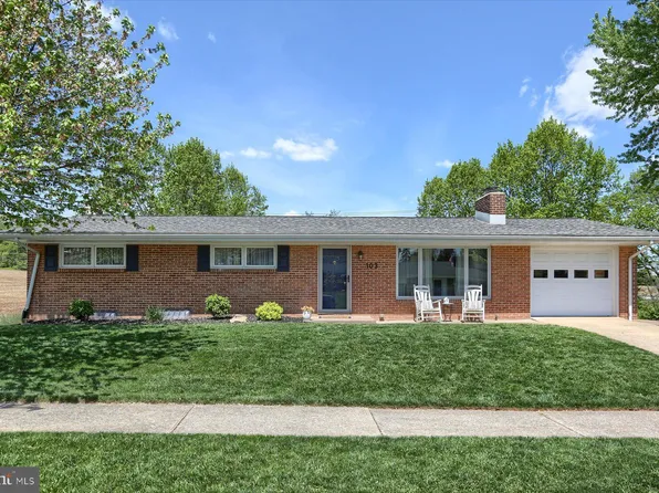 103 Sunset Dr, New Cumberland, PA 17070