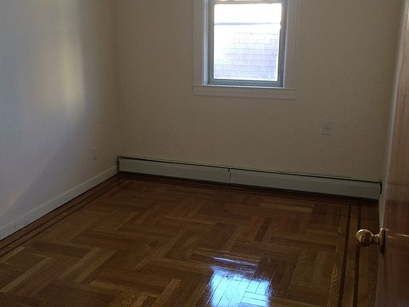 5th image of 3917 28th St #3