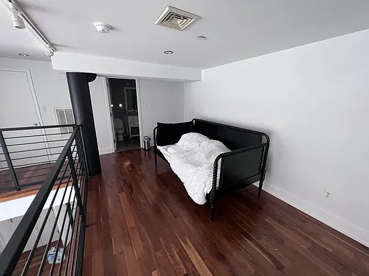 Rented by J R Daly & Sons | media 24