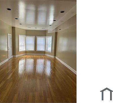 2nd image of 5425 S Michigan Ave #2