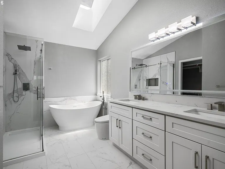 16653 NW Paddington Dr — Photo 9