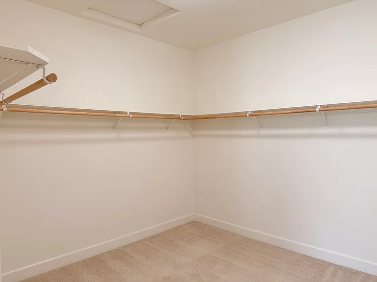 1143 Souza Way — Photo 28