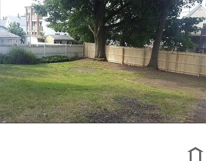2 bed, 1.0 bath, 800 sqft, $2,500 — Photo 2