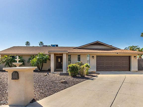 2nd image of 3440 E Larkspur Dr