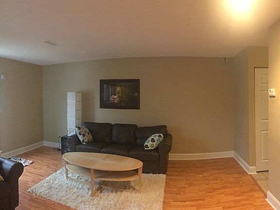 5th image of 1219 W 70th St