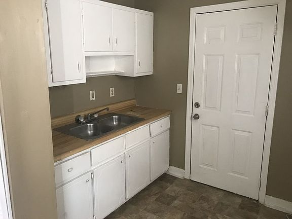2nd image of 6205 Avenue O