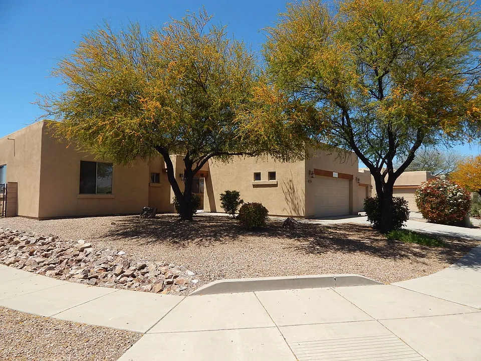 13798 E Fiery Dawn Dr