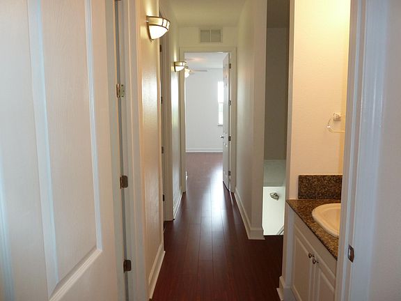5th image of 2011 Piedmont Ln