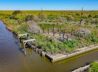 1015 3rd St LOT 187 & 188, Gilchrist, TX 77617