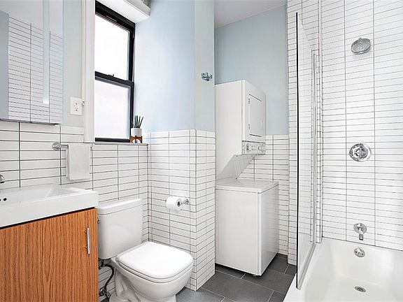 4th image of 111 West 82nd Street #4A