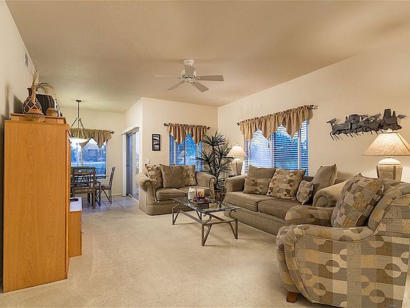 4th image of 7401 W Arrowhead Clubhouse Dr #Id1247235p