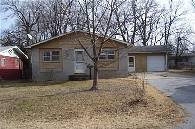 1st image of 1326 S Airwood Ave