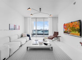 900 Biscayne, Miami, FL 33132