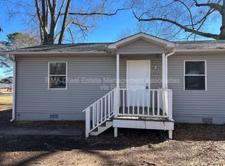 300 S 18th St #A, Griffin, GA 30224
