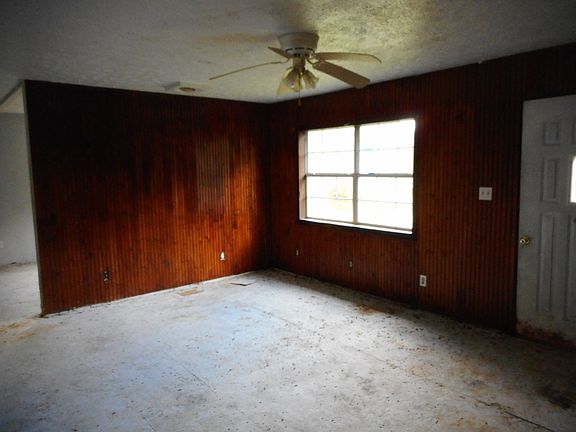 5th image of 1011 Township Road 199