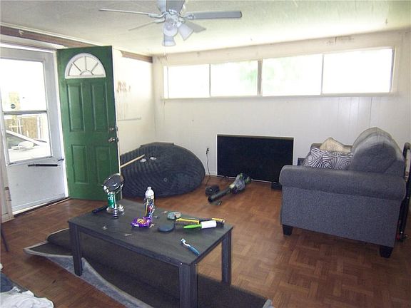 4th image of 3515 Kings Ln