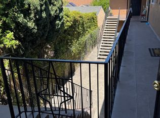 1255 W 19th St #3, Long Beach, CA 90810