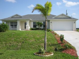 2104 NE 15th Ln, Cape Coral, FL 33909
