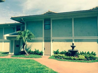 8801 W Sample Rd APT 8, Pompano Beach, FL, 33065