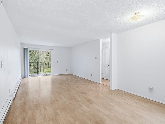 5th image of 10000 SW Hall Blvd APT 4