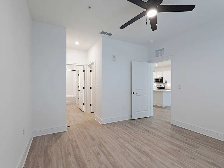 Tropia Luxury Apartments — Photo 135