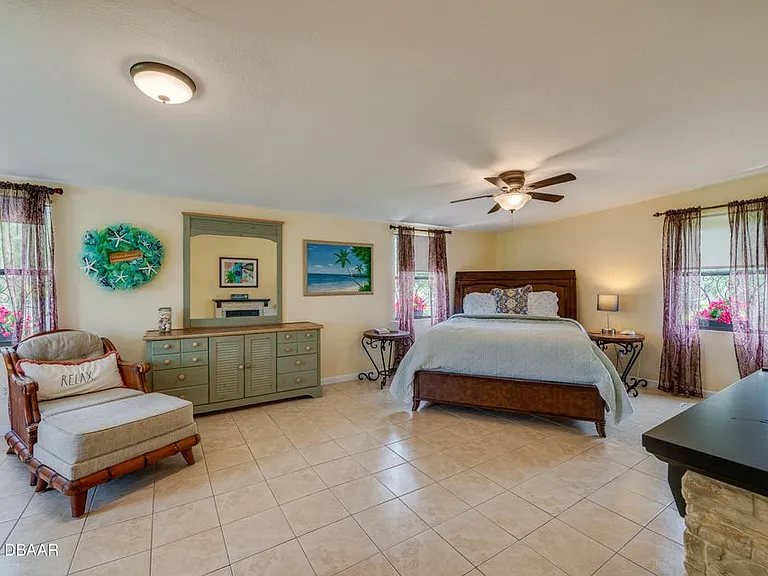 1536 John Anderson Dr — Photo 10