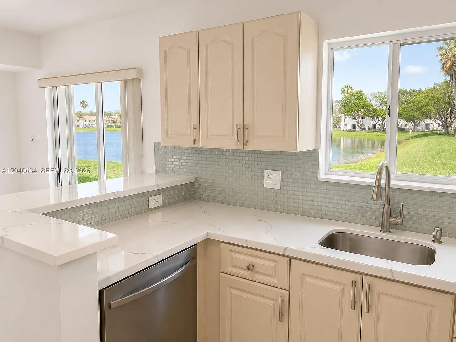 Venetia Gardens South Con — Photo 2