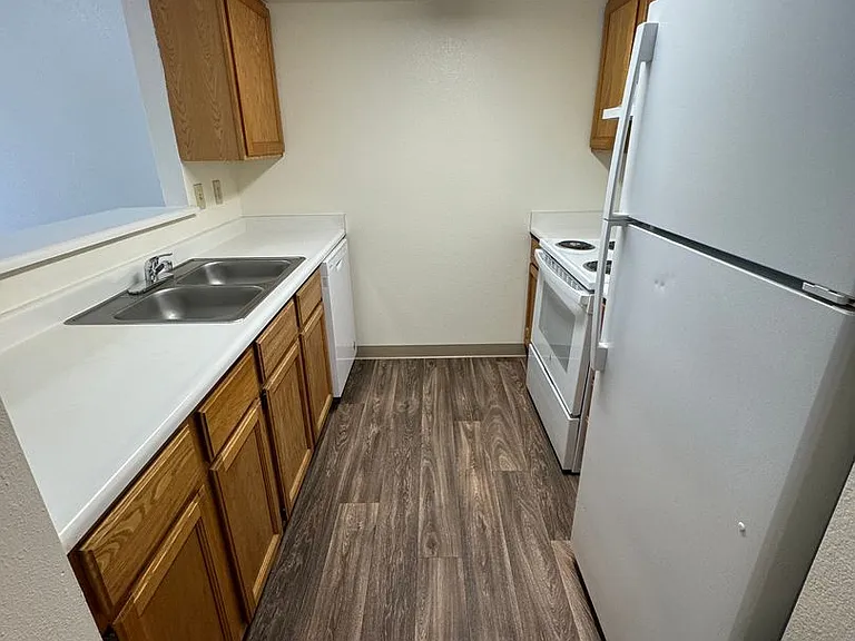 10827 Ustick Rd #203 — Photo 9