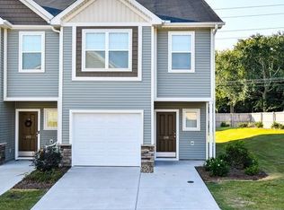100 Bluet Ln, Taylors, SC 29687
