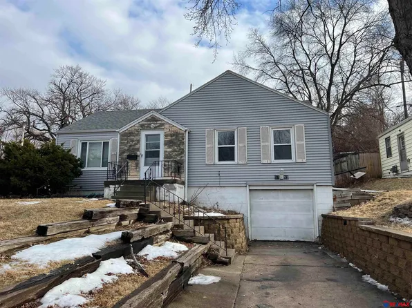 6753 N 35th St, Omaha, NE 68112