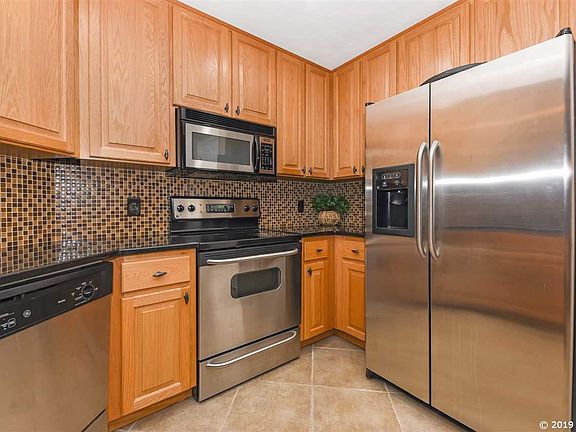 3rd image of 2409 NW 145th Dr