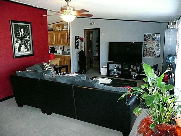 4th image of 16326 Crockett Bend Dr
