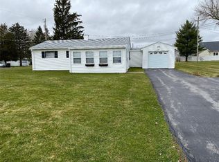 6117 Bluefield Rd, Auburn, NY 13021