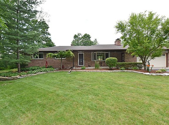 2nd image of 38888 N Gilbert Ave