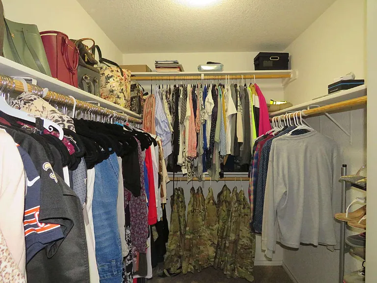 9805 Kaitlyn Dr — Photo 24
