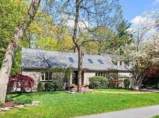 40 Philip Rd, Lexington, MA 02421