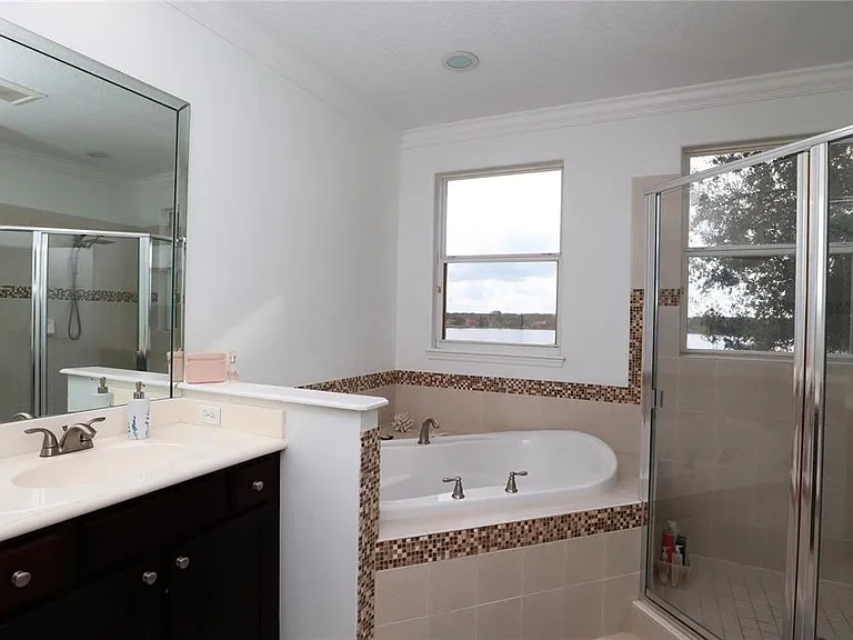 8248 Tivoli Dr — Photo 31