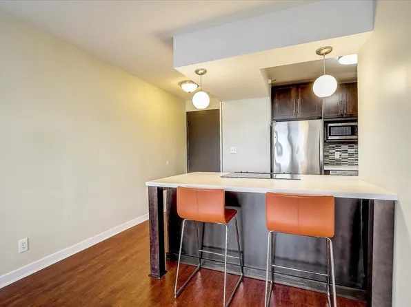 1660 North Prospect AVENUE #2504, Milwaukee, WI 53202