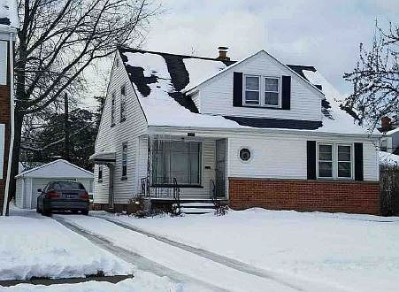 1st image of 230 E 210th St