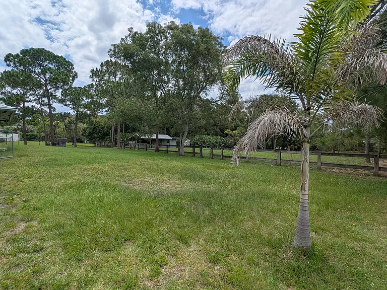 10173 150th Ct N — Photo 22