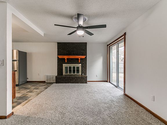 5th image of 1548 Bradley Pl